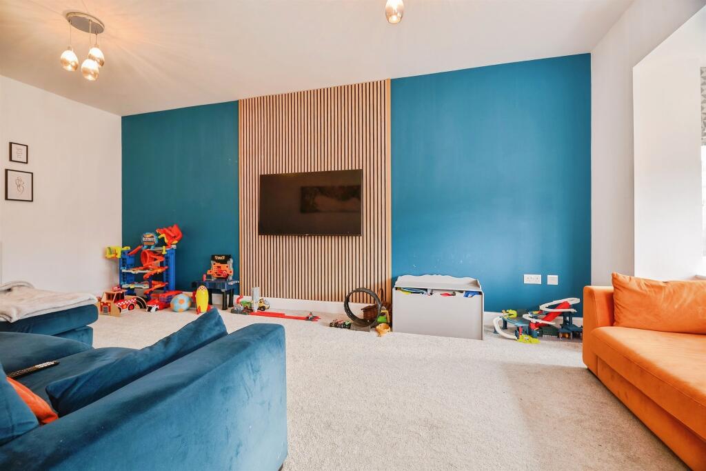 House in Stockton-on-Tees - View 5