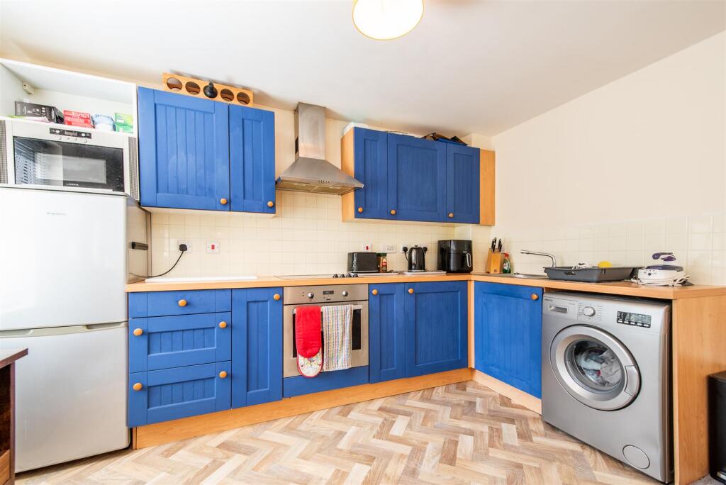 Apartment in Chorley, Gillibrand Development Area - More
