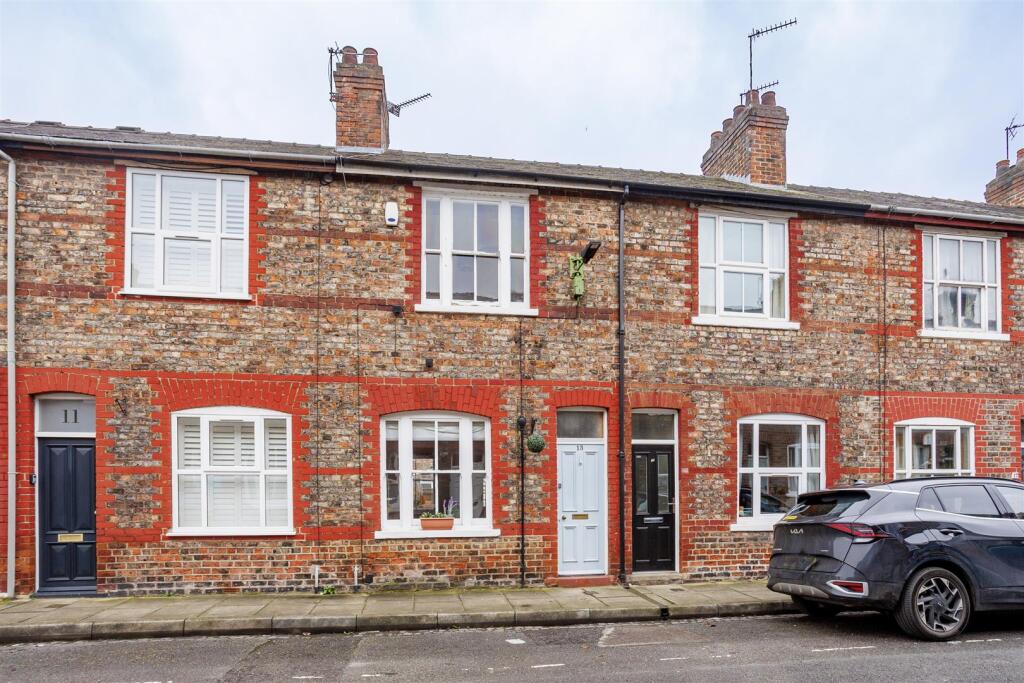 Main image of property: Colenso Street, City Centre, York