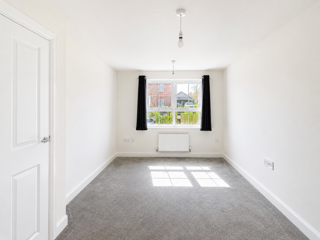 House in Sefton, Liverpool City Region - View 3