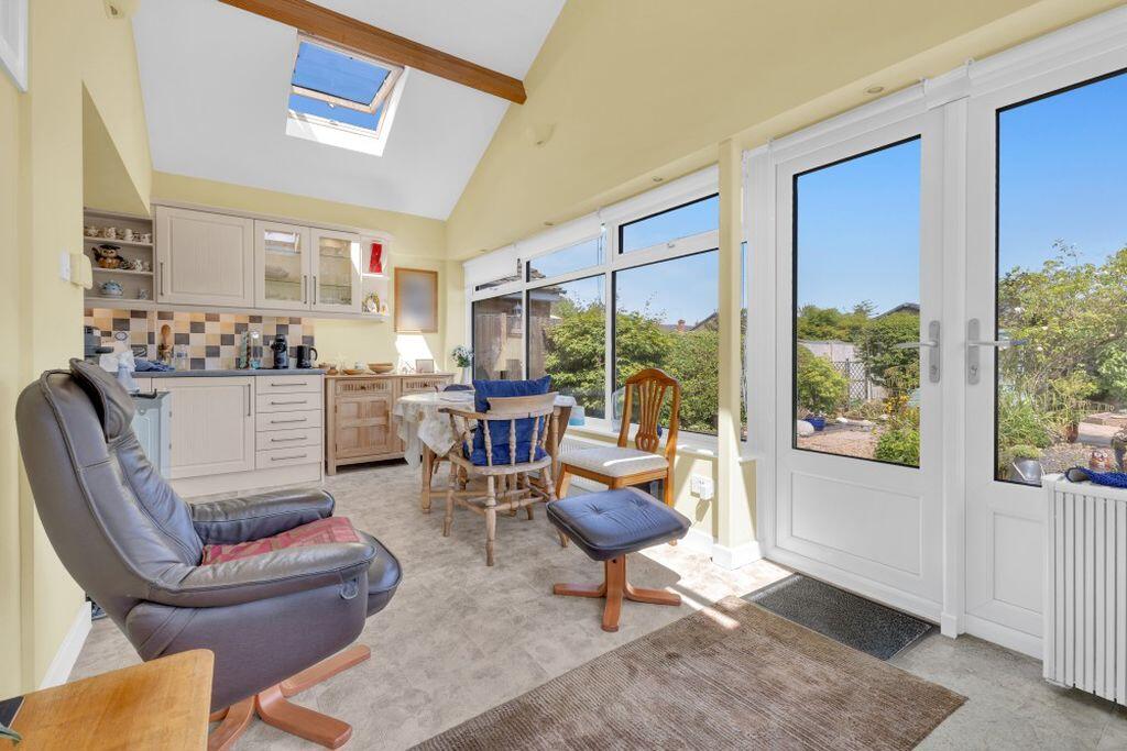 House in Nantwich, Kingsbourne - More
