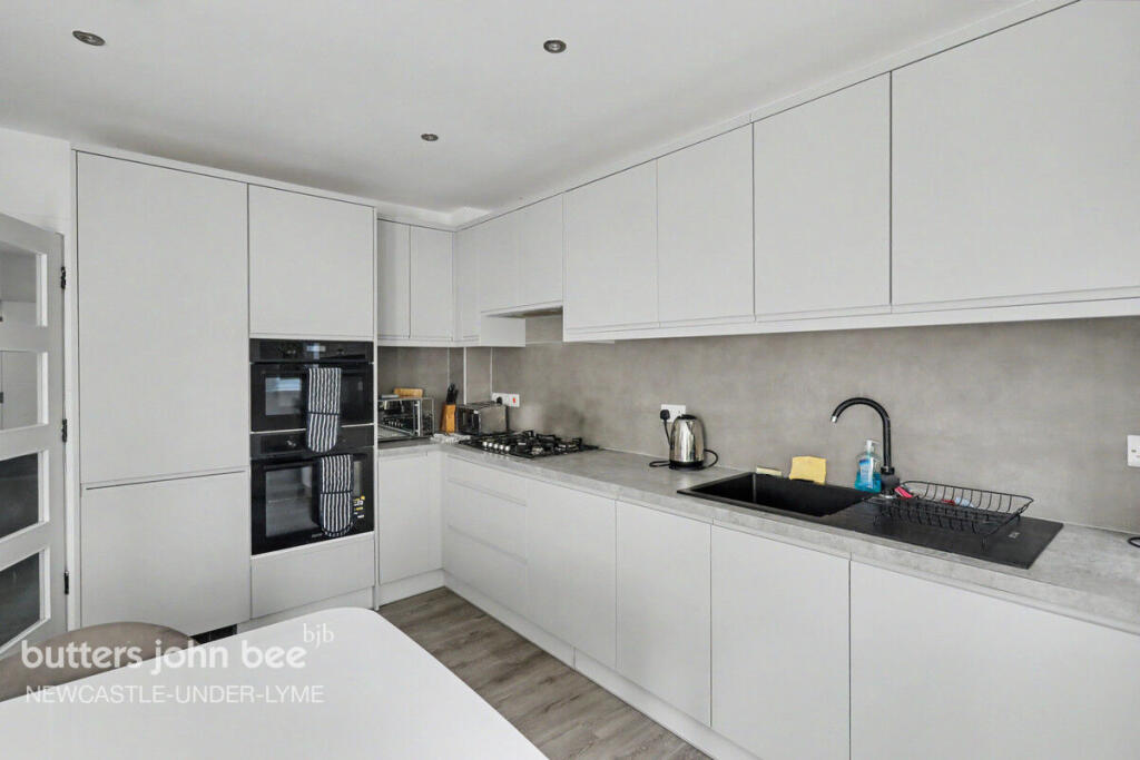 Main image of property: King Street, Newcastle