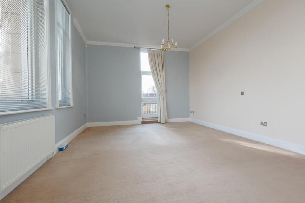 Apartment in Bournemouth - View 4