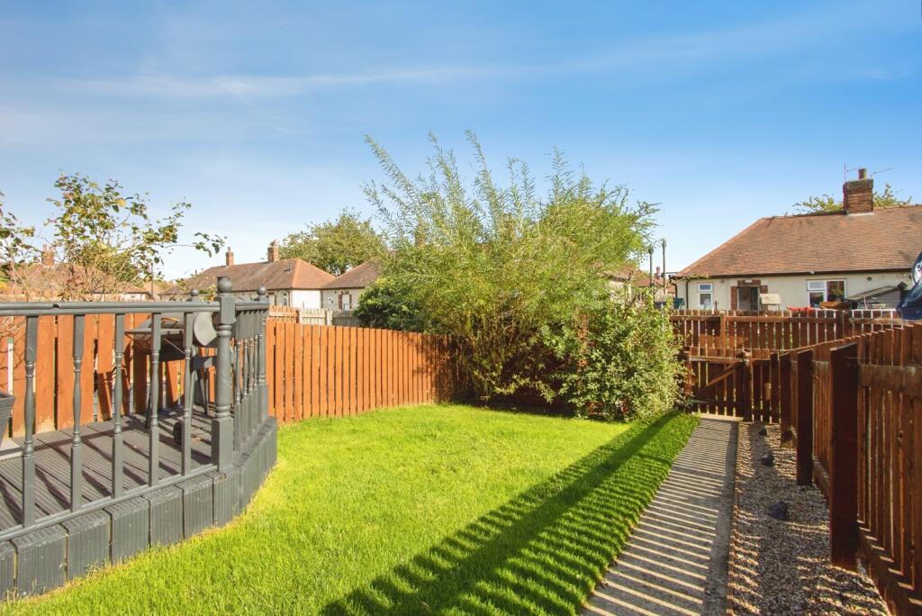 House in Wakefield - View 4