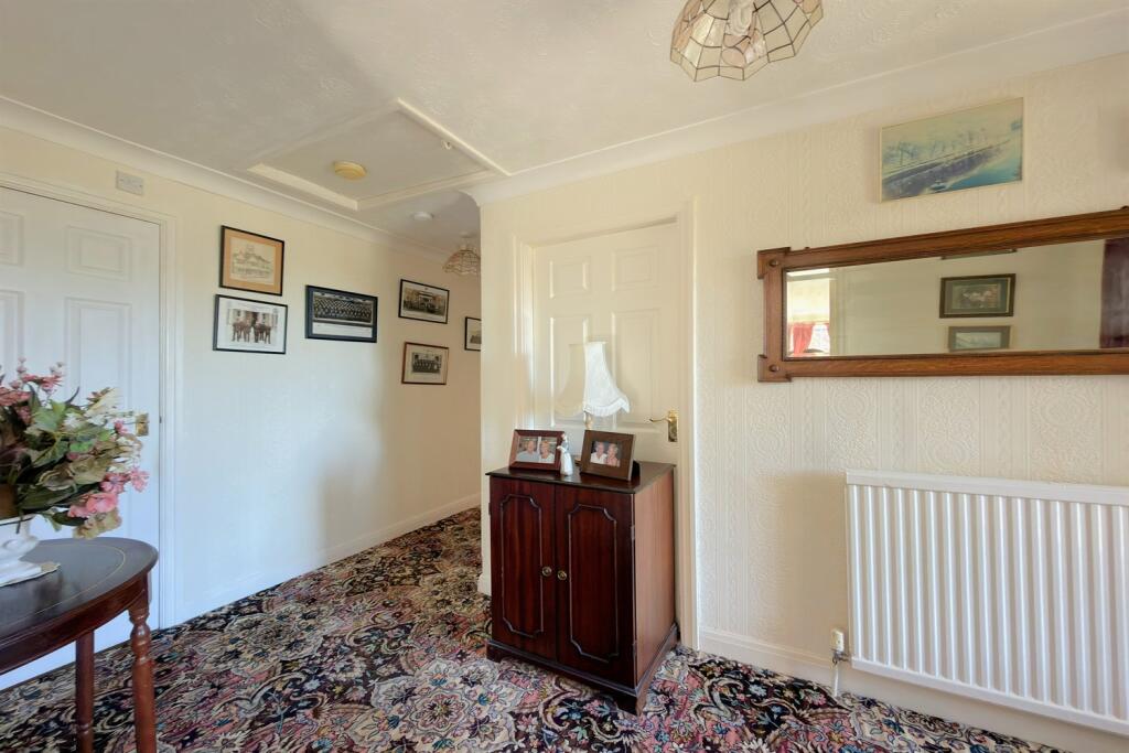 House in York - View 4