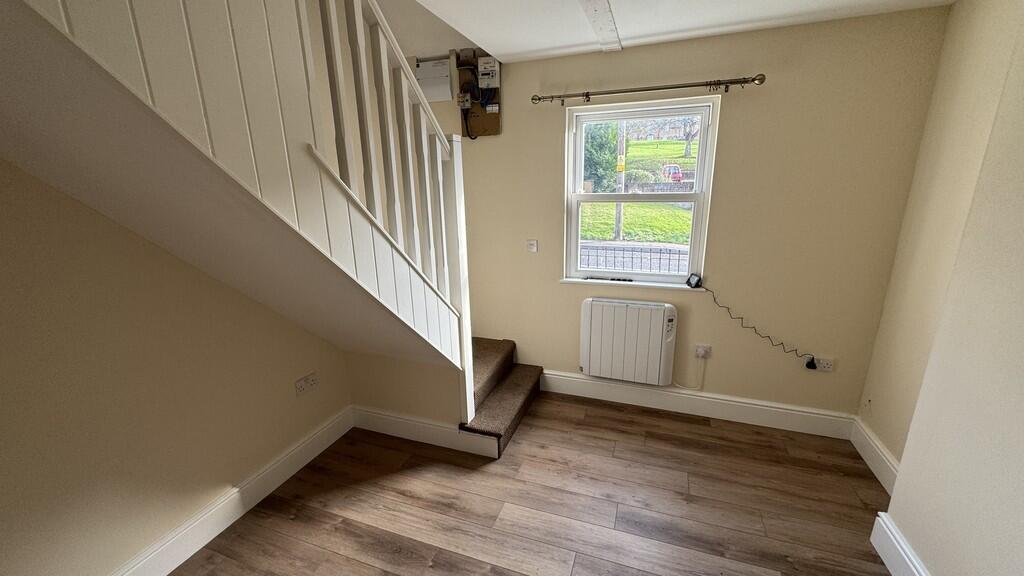 House in Bath - View 2