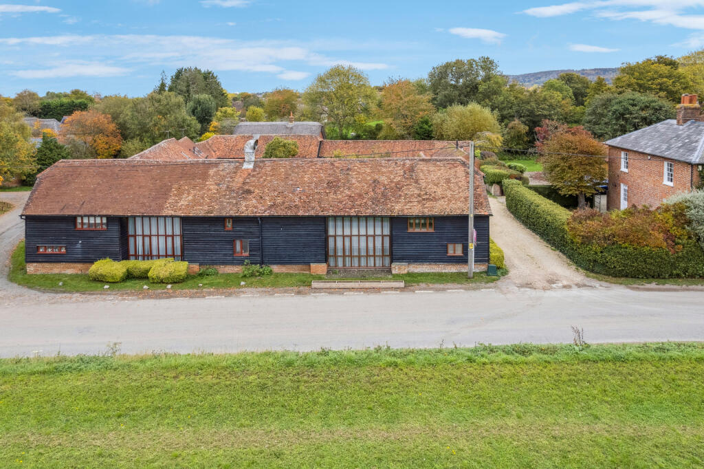 Stert Road, Kingston Blount, Chinnor, Oxfordshire photo 3