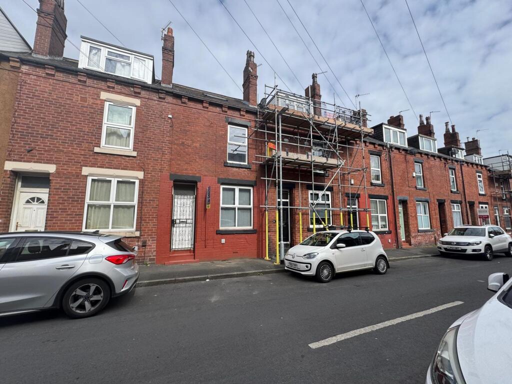 Main image of property: Victoria Grove, Leeds, LS9