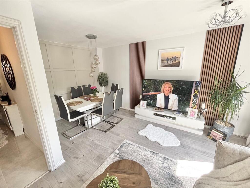 House in Trowbridge - View 2