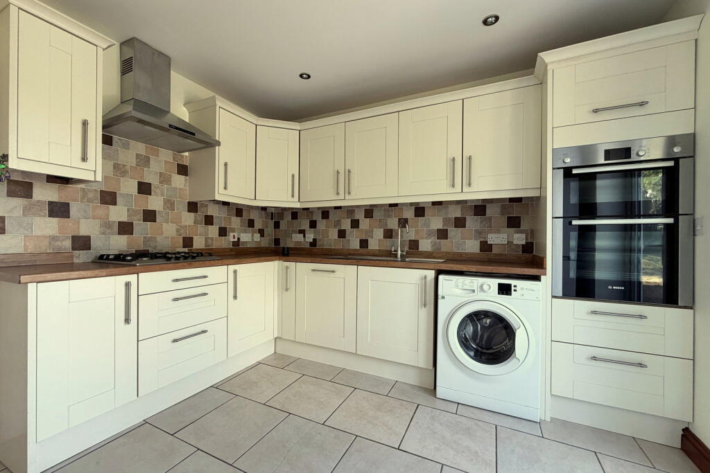 House in Bathampton, Bath and North East Somerset - View 4