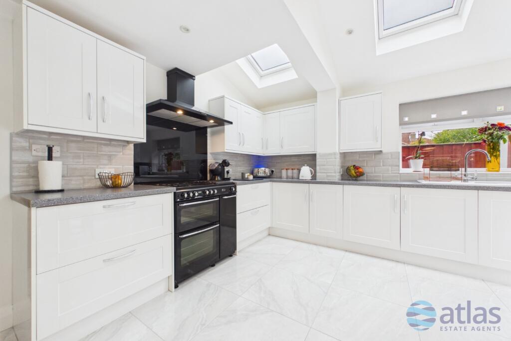Clandon Road, Allerton, L18 photo 4