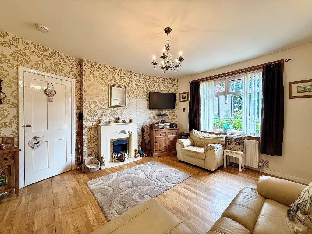 12, Central Avenue, Troon, KA10 photo 4