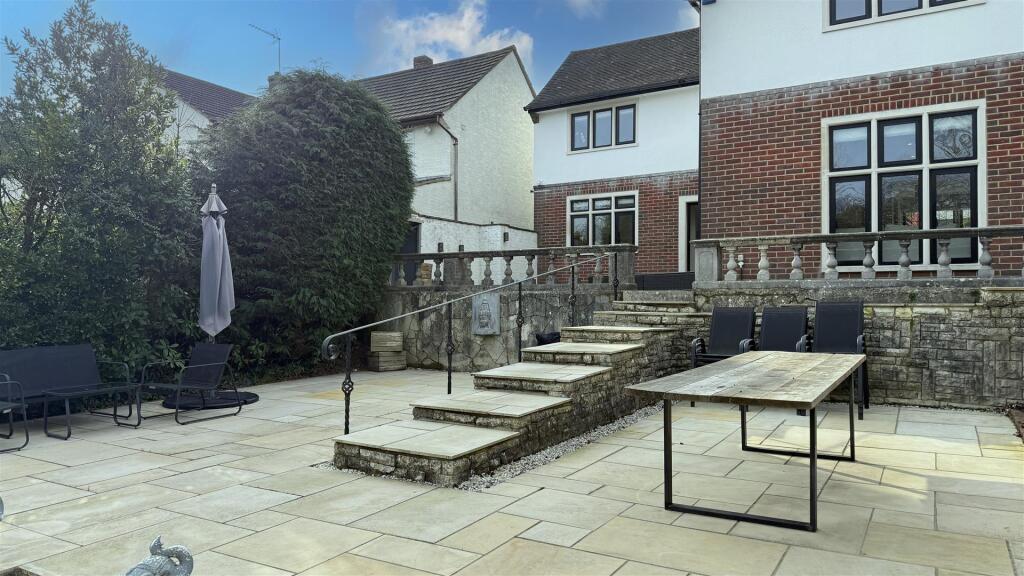 Additional image 10 of Blake Hill Crescent, Lilliput