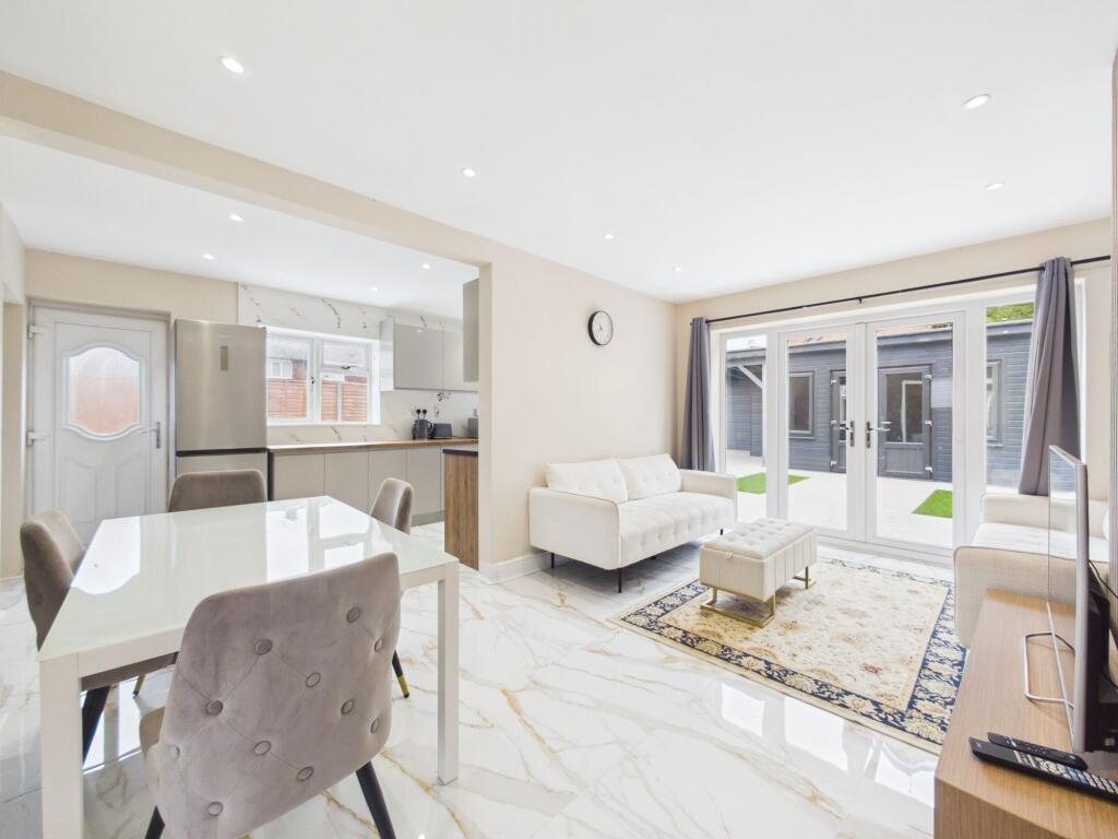 House in Liverpool, Belle Vale - View 3