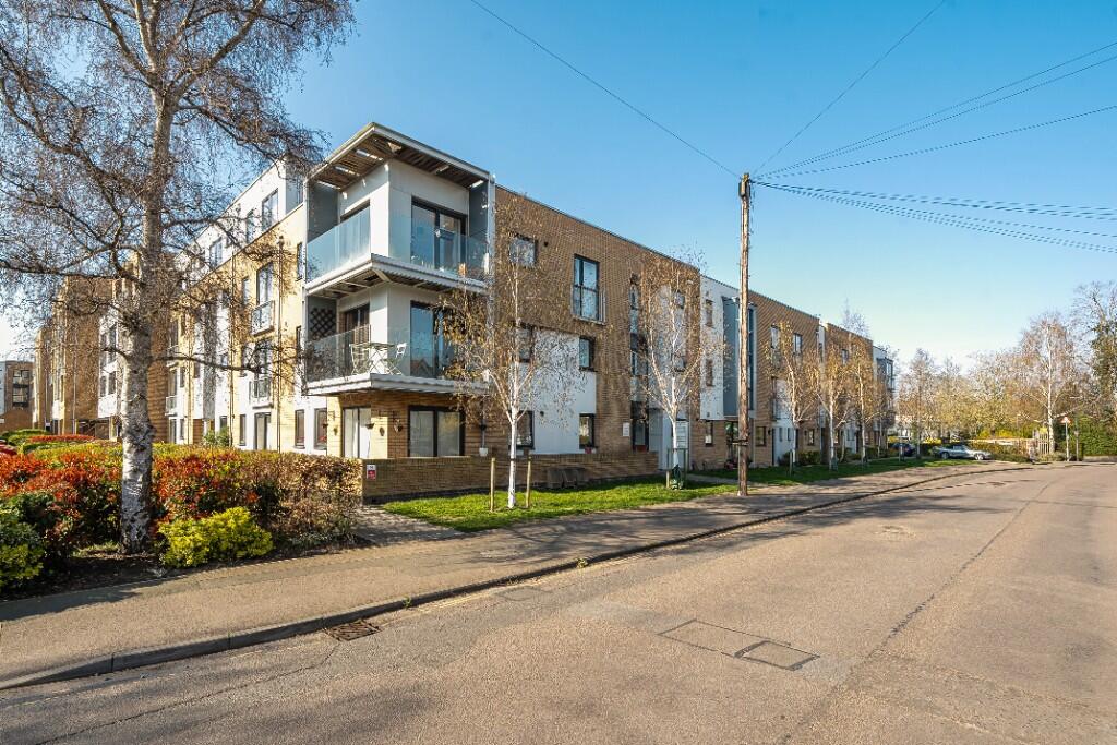 Main image of property: Cromwell Road, Cambridge, Cambridgeshire, CB1