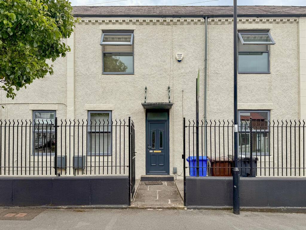 5-bed house on Edmund Road, Sheffield, S2, £230,000