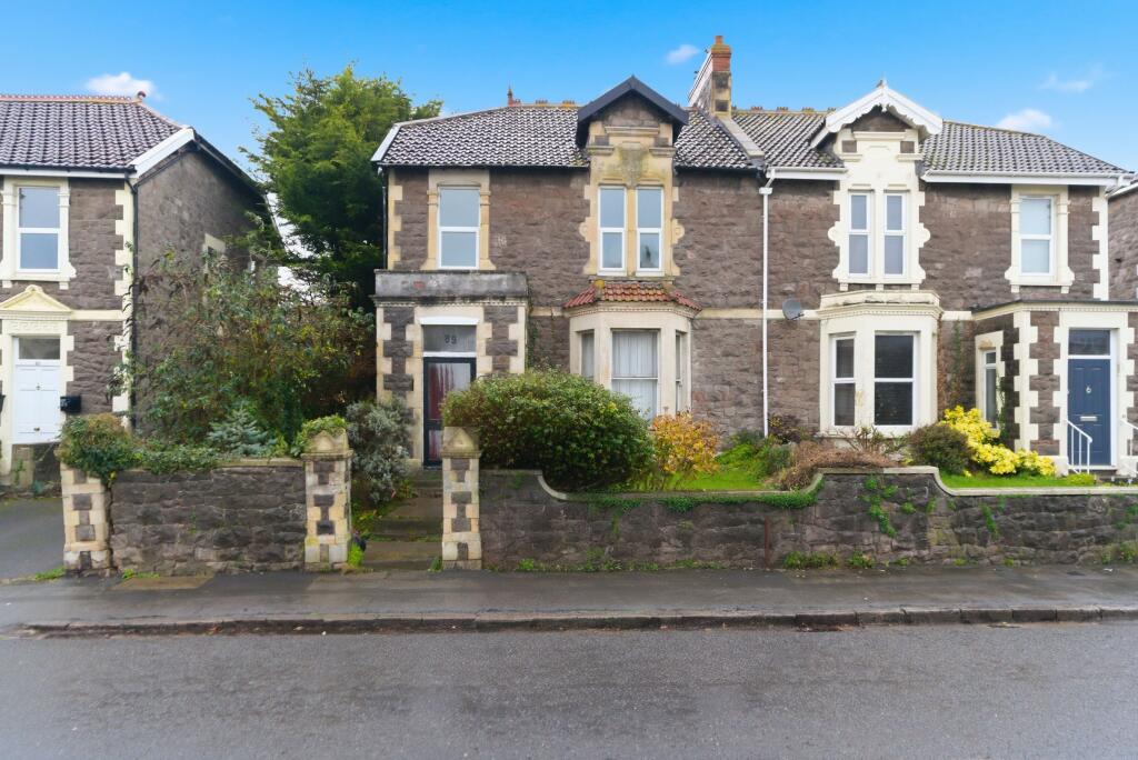 Main image of property: First Floor Flat,  Milton Road, Weston-super-Mare - LARGE REAR GARDEN
