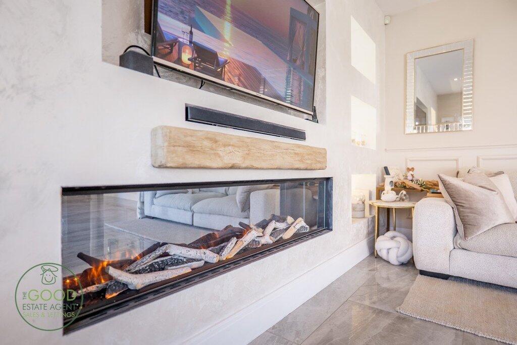 House in Preston - View 5