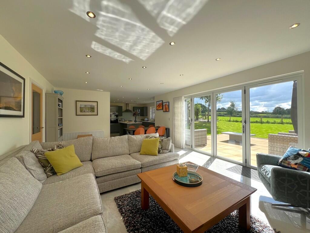 Lough Wood Crescent, Scotby, Carlisle photo 2