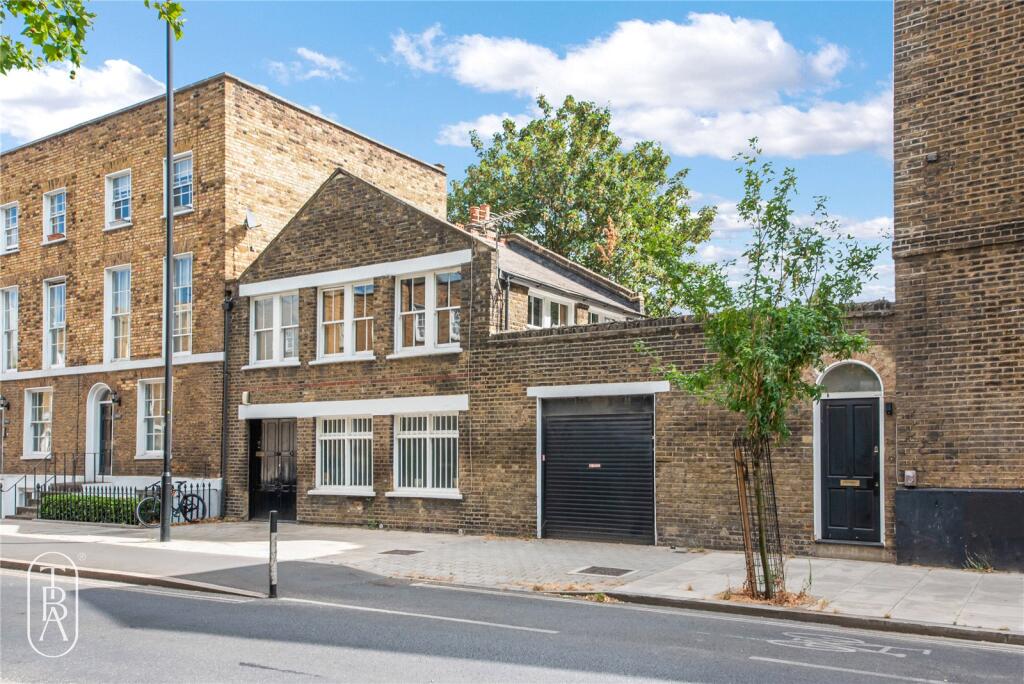 Main image of property: Queensbridge Road, London, E2