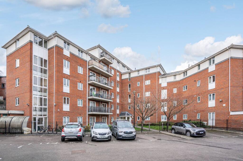 Main image of property: Blytheswood Place, Streatham, London, SW16