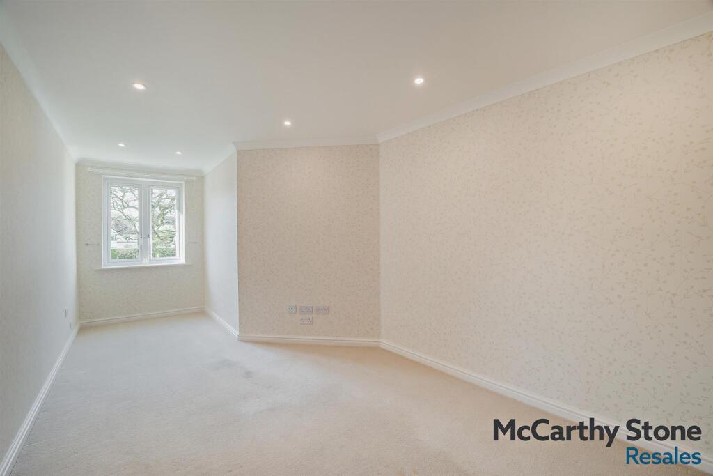 Additional image 7 of Holmcroft Court, Charlton Road, Shepton Mallet