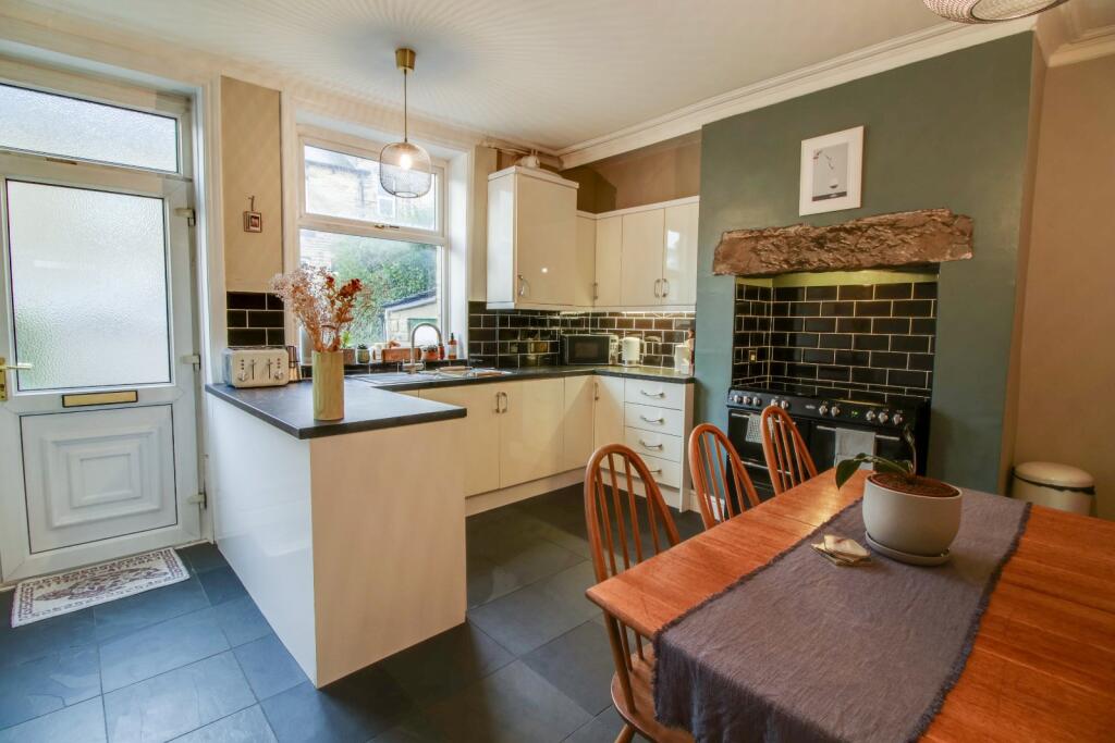 Knox Street, Rodley, Leeds, West Yorkshire, LS13 photo 4