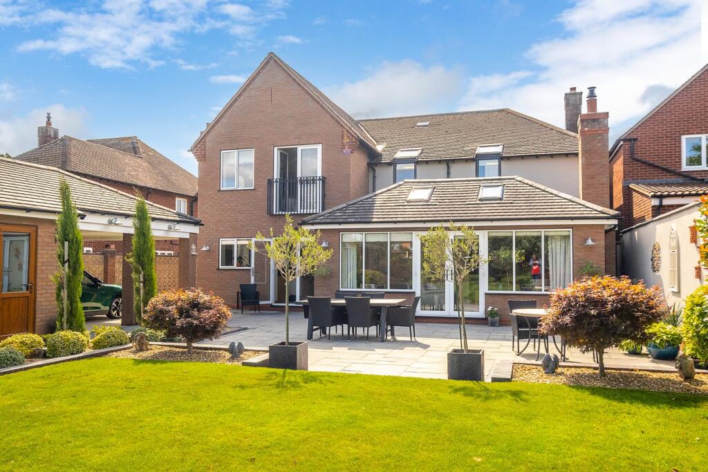 5-bed detached on Fosseway, Lichfield, WS14, £1,250,000