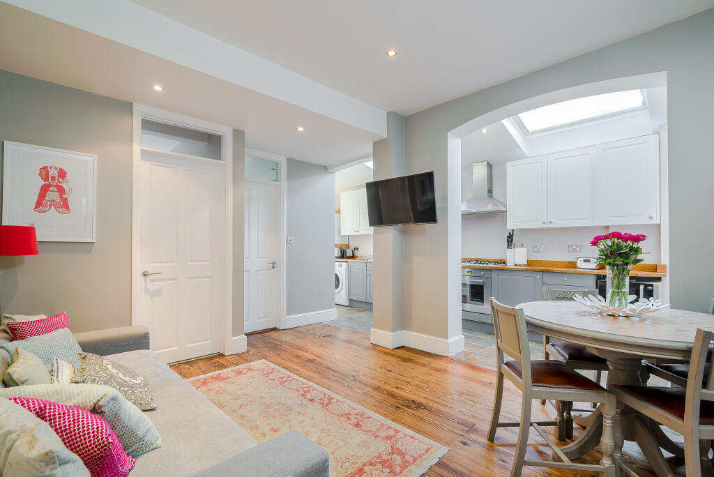 Main image of property: Ashleigh Road