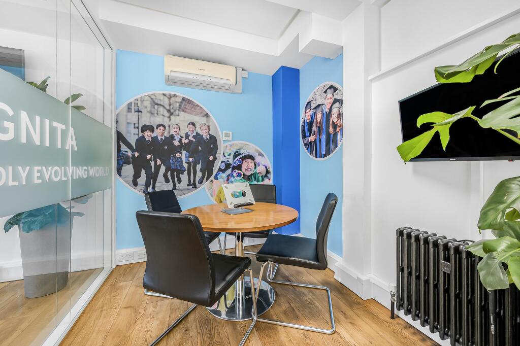 office 4.jpg