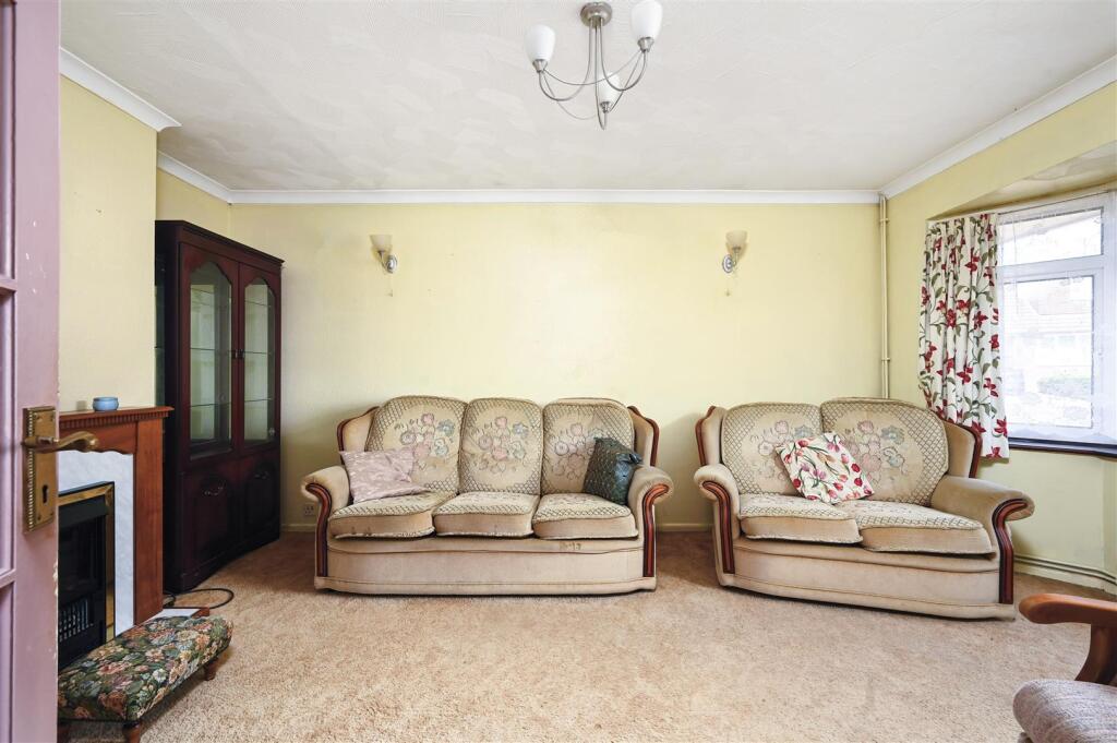 House in Horsham, Littleworth, Partridge Green - View 4
