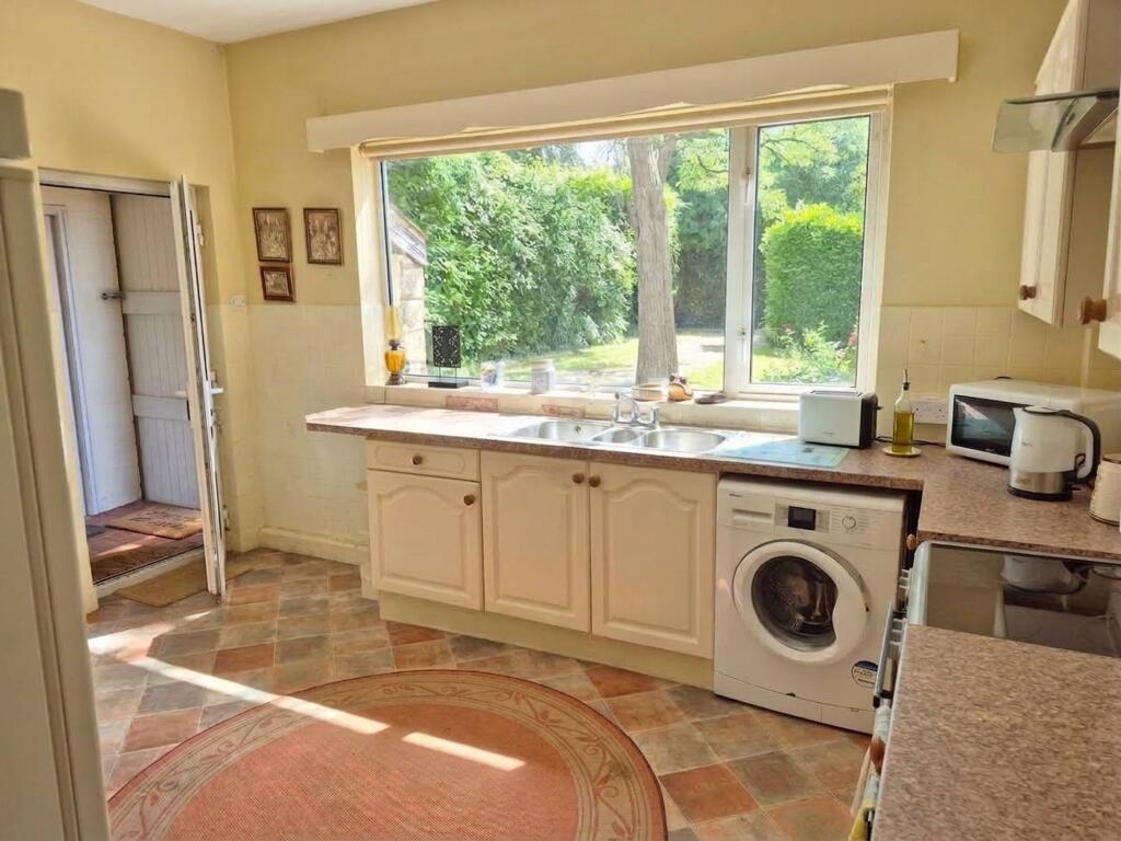 Horton Hill, Horton, BS37 photo 5