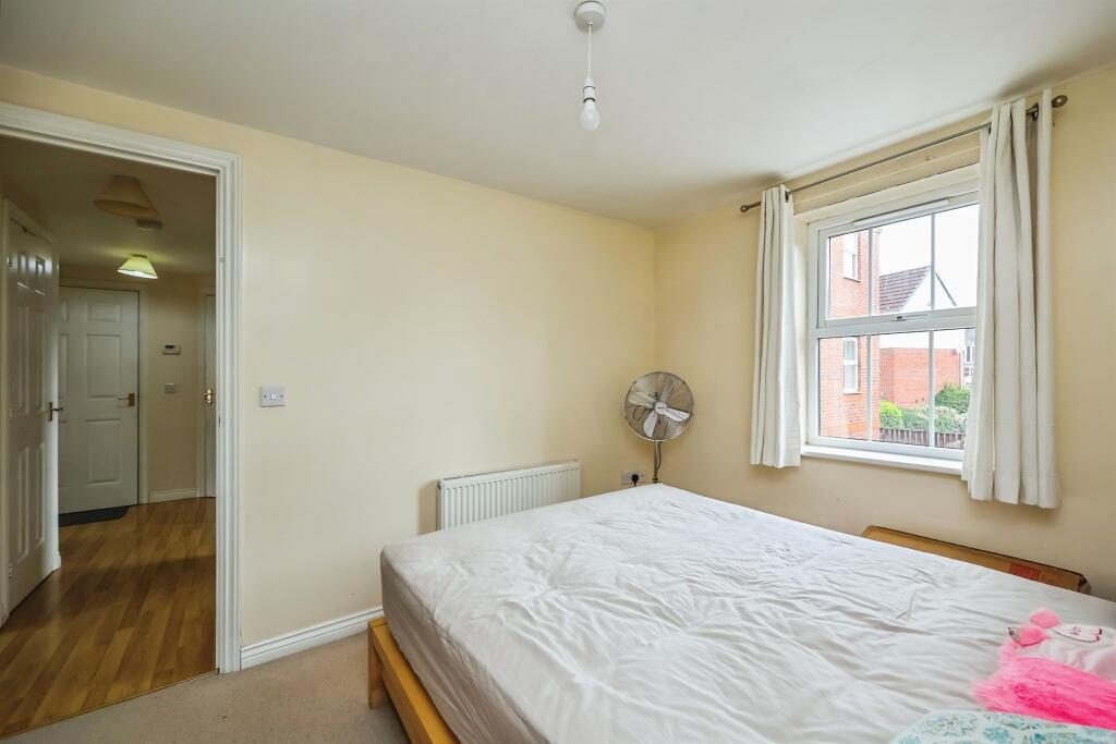 Apartment in Ashfield, Hucknall - View 4