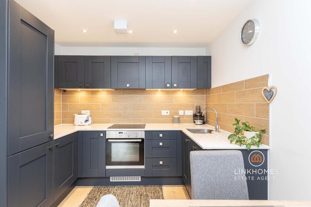 Additional image 7 of Knyveton Road, Bournemouth, BH1