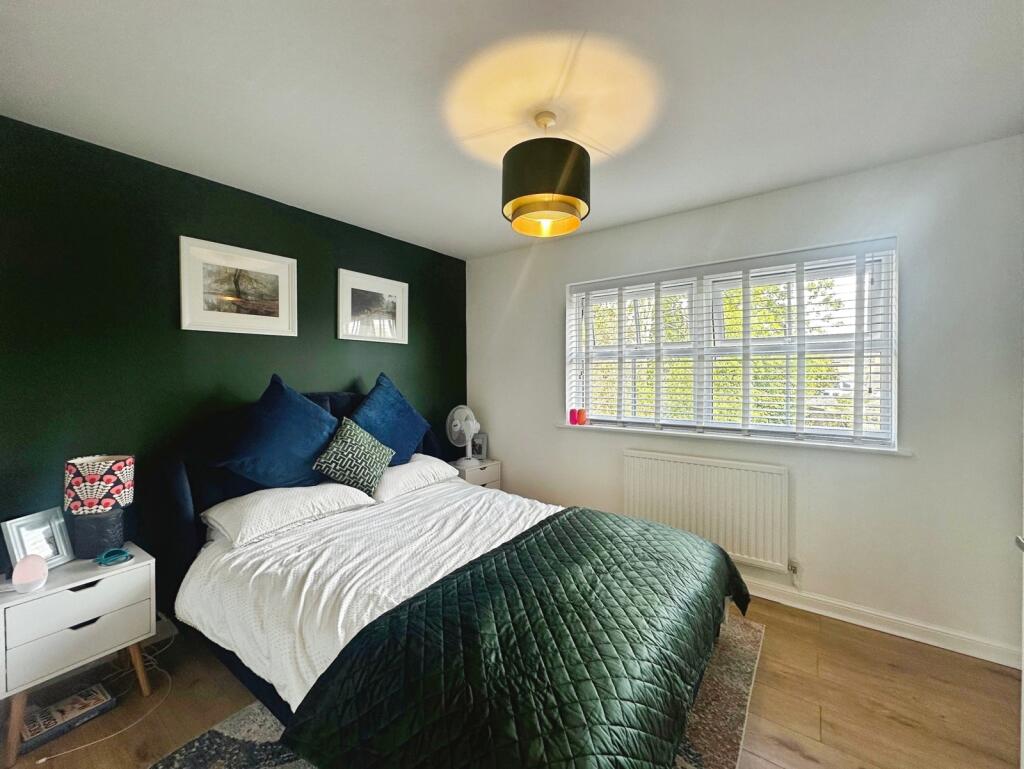 House in Reading - More