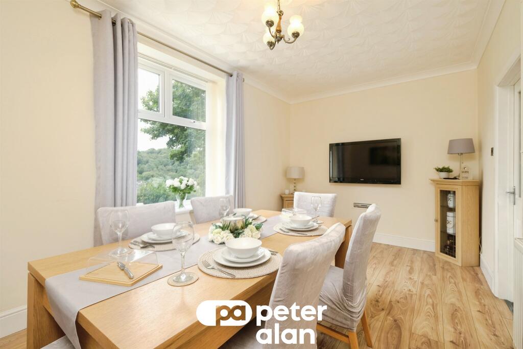 House in Cardiff, Darran Valley - View 3