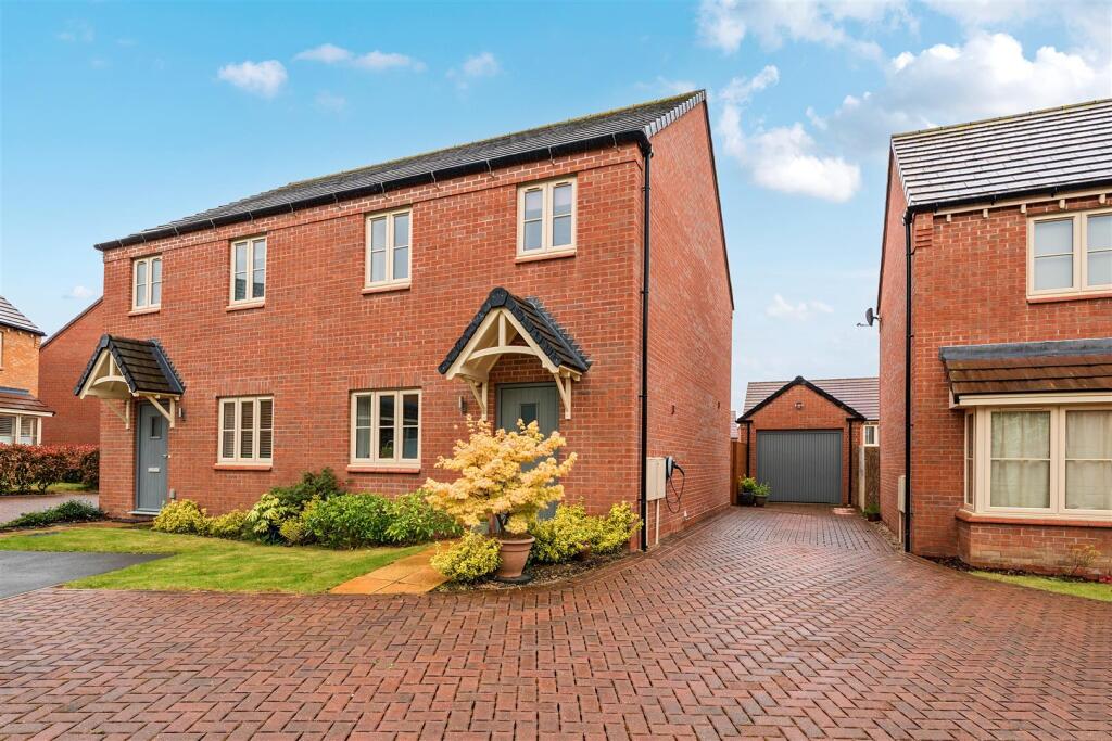 Main image of property: Park Road, Lutterworth, Leicestershire, LE17