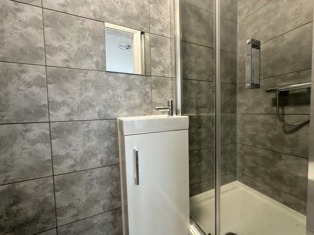 Additional image 4 of Waterloo Road, Smethwick