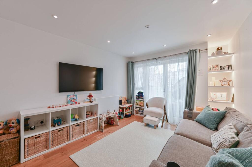 Main image of property: Fairbourne Road, Clapham Park, LONDON, SW4