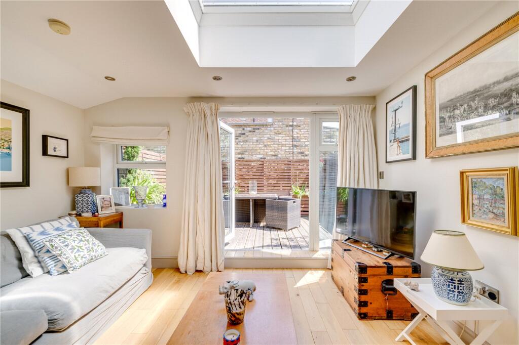 Apartment in London - View 5