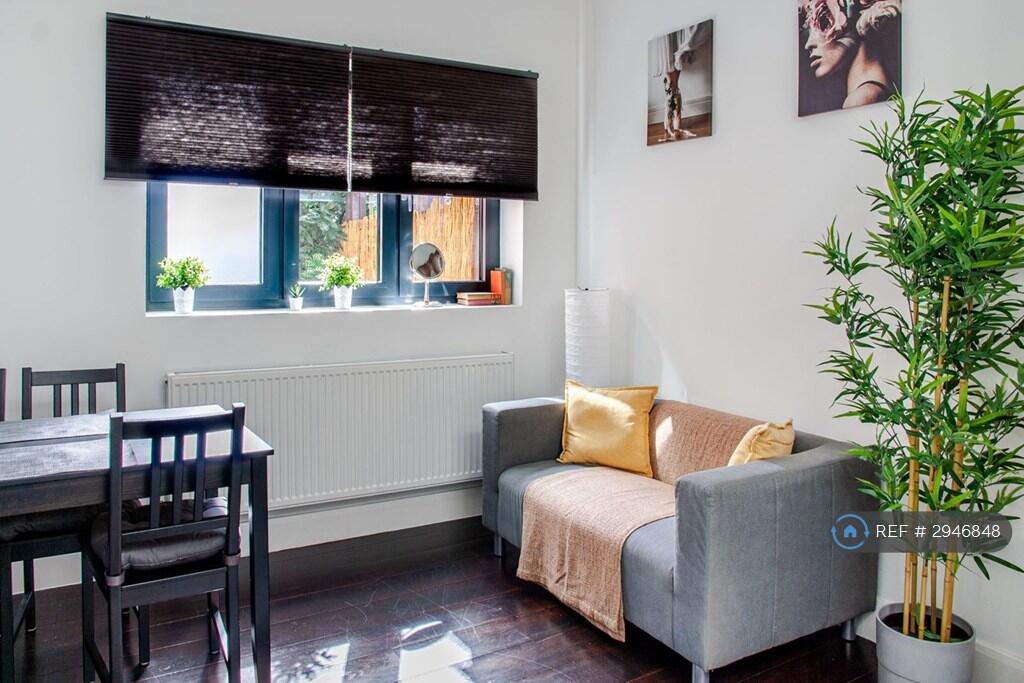Main image of property: Edgware Road, London, NW2