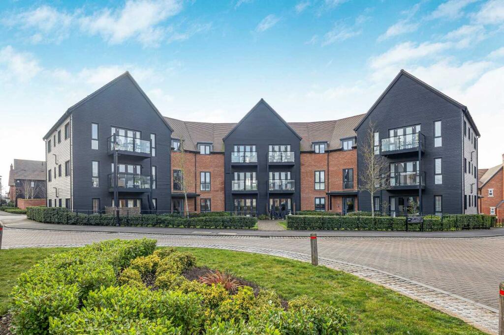 Main image of property: Barnsletts, Rotherfield Greys, RG9