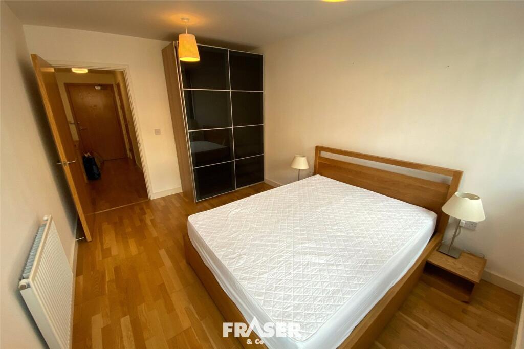 Apartment in London - View 5