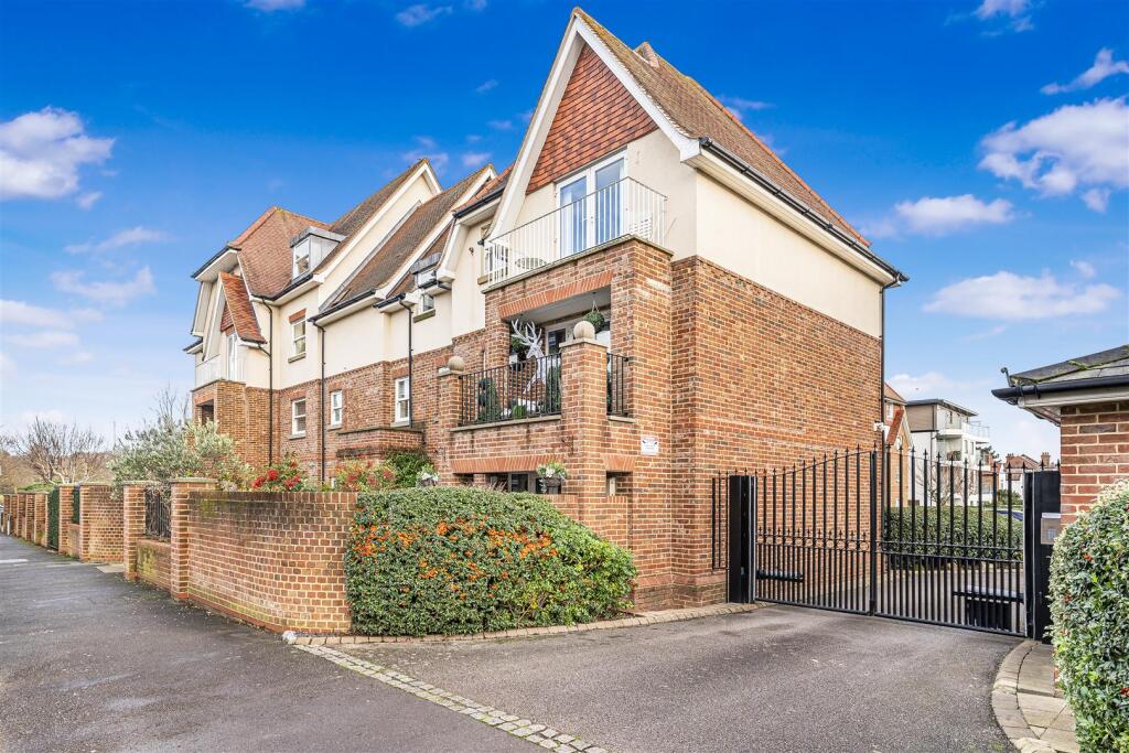 Main image of property: Forest View, North Chingford, E4