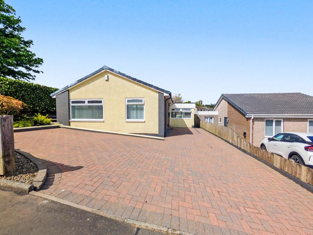 Main image of property: 1 Bruntsfield Avenue, Kilwinning, KA13 6RY