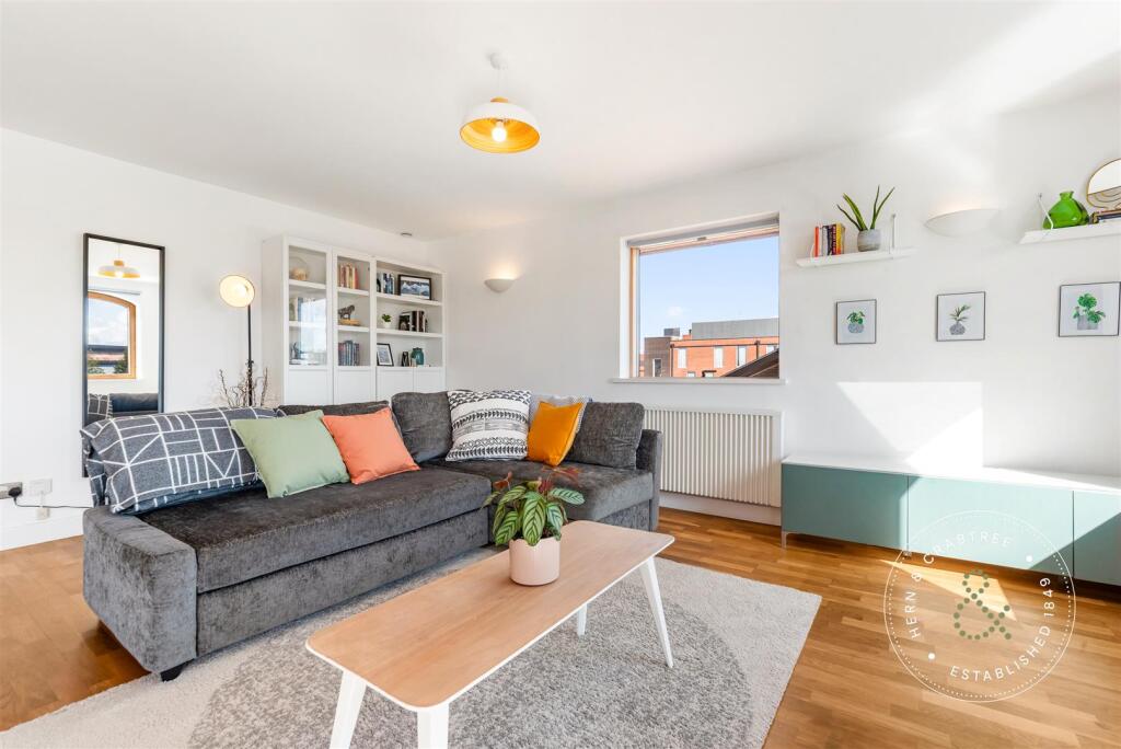 Apartment in Cardiff - More