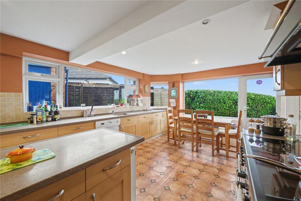 King Edwards Road, Malvern, Worcestershire, WR14 photo 4
