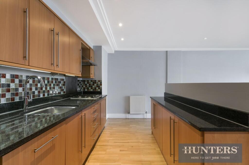 Apartment in Twickenham - More