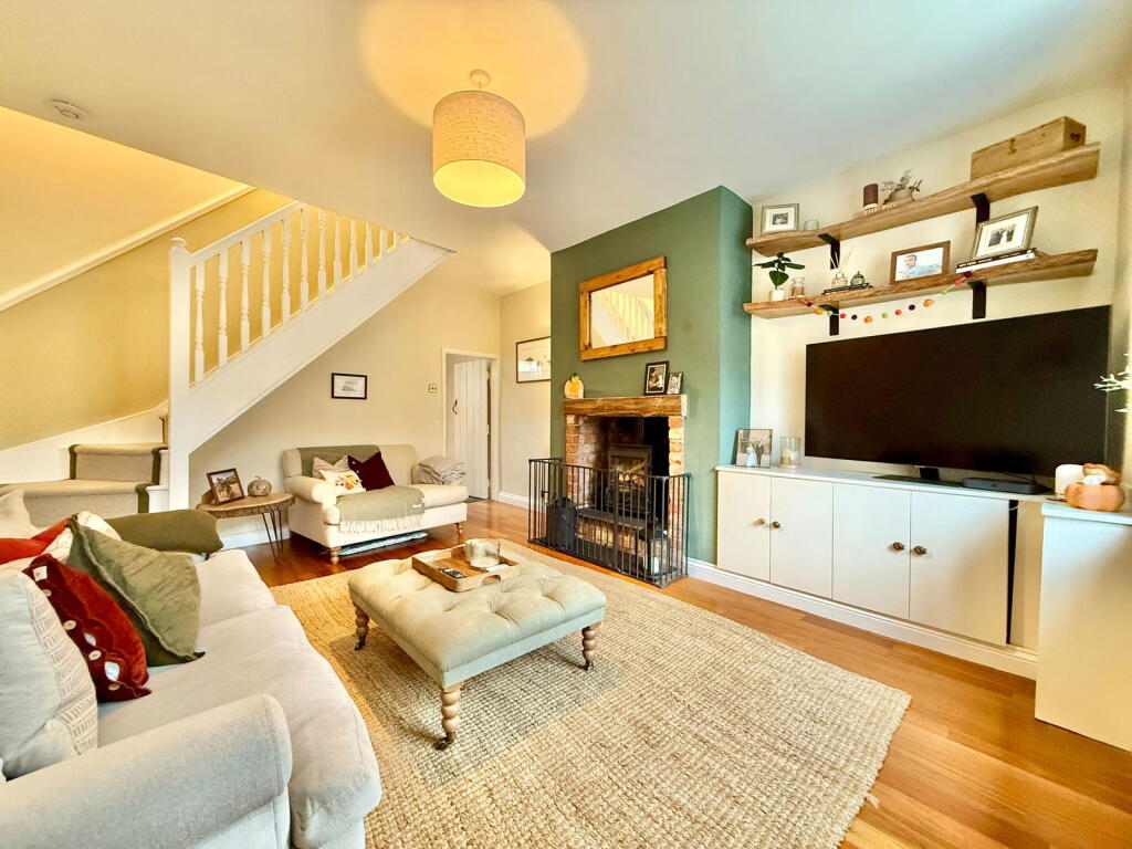 Clifford, Albion Street, LS23 photo 2