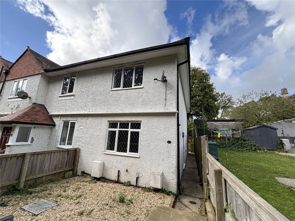 3-bed semi-detached on Albany View, Camp Hill, Newport, £237,500